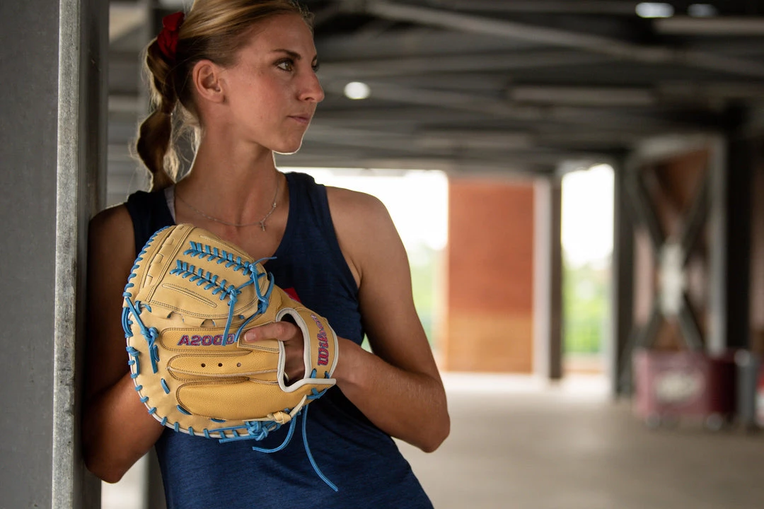 2022 Wilson A2000 Aubree Munro AM1 34" Fastpitch Catcher's Mitt: WTA20RF22AM1 Gear 5 2022 Wilson A2000 Aubree Munro AM1 34" Fastpitch Catcher's Mitt: WTA20RF22AM1 Gear