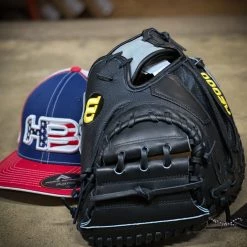 Wilson A2000 SuperSkin 33.5" Catcher's Mitt: WTA20RB18M2SS Gear