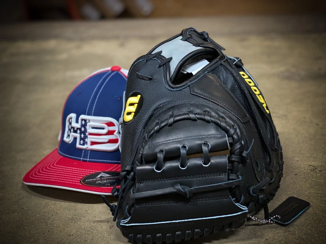 Wilson A2000 SuperSkin 33.5" Catcher's Mitt: WTA20RB18M2SS Gear 4 Wilson A2000 SuperSkin 33.5" Catcher's Mitt: WTA20RB18M2SS Gear