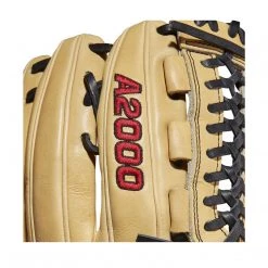 2022 Wilson A2000 D33 11.75" Pitcher's Baseball Glove: WTA20RB22D33 15 2022 Wilson A2000 D33 11.75