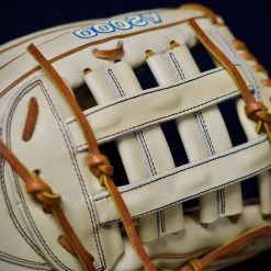 2022 Wilson A2000 HB Exclusive SP135 13.5