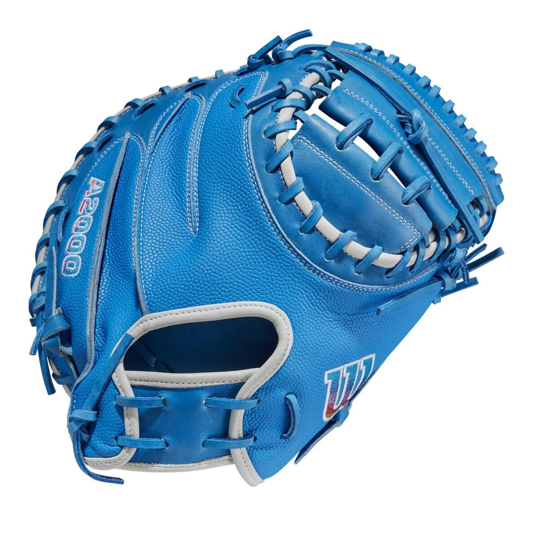Gear 2023 Wilson A2000 Love The Moment CM33 33" Baseball Catcher's Mitt: WBW10084833 3 Gear 2023 Wilson A2000 Love The Moment CM33 33" Baseball Catcher's Mitt: WBW10084833